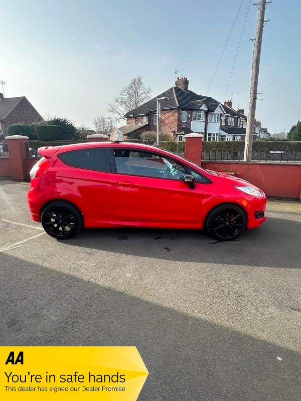 Used Ford Fiesta 2014 for sale - 77781255: Photo 2