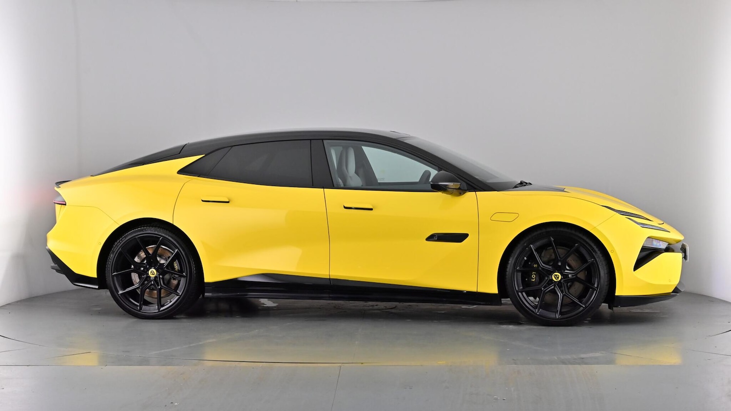 Used Lotus Emeya 2025 for sale - 77205723: Photo 96