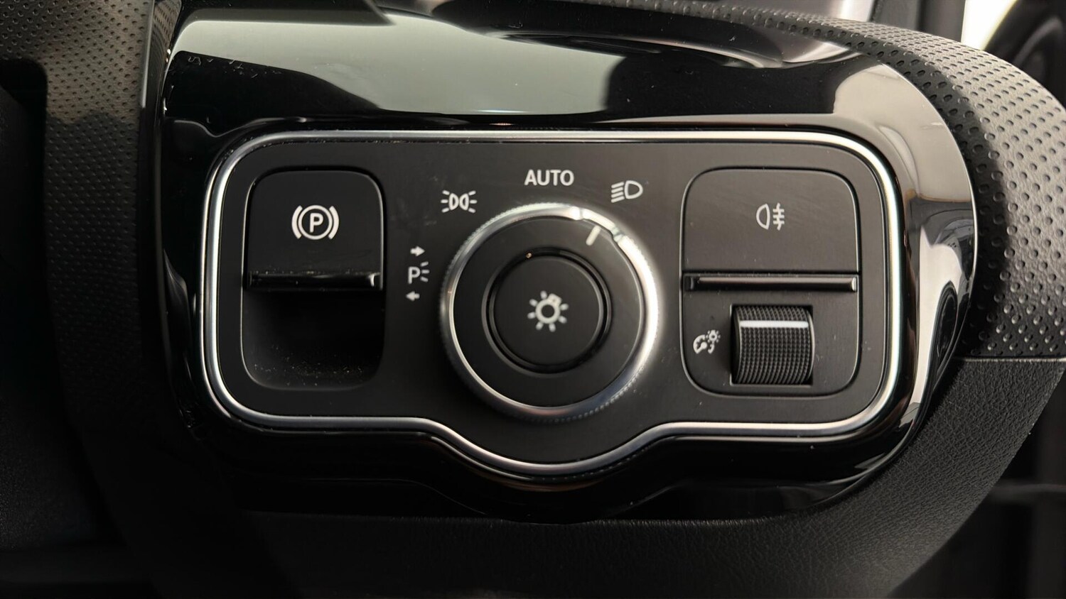 Used Mercedes-Benz CLA 2020 for sale - 77755542: Photo 28