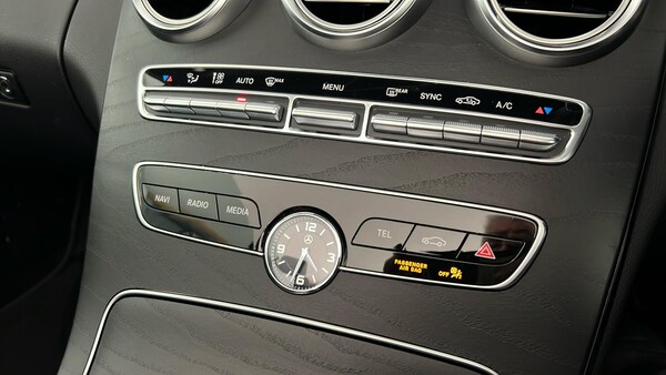 Used Mercedes-Benz C Class 2020 for sale - 76297333: Photo 20