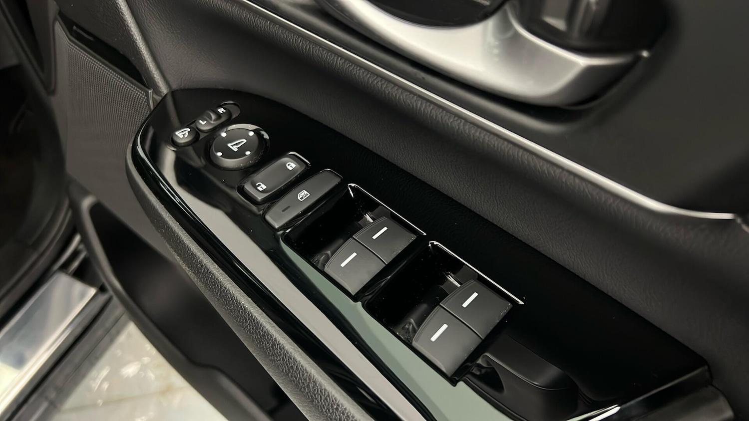 Used Honda CR-V 2022 for sale - 77319084: Photo 32