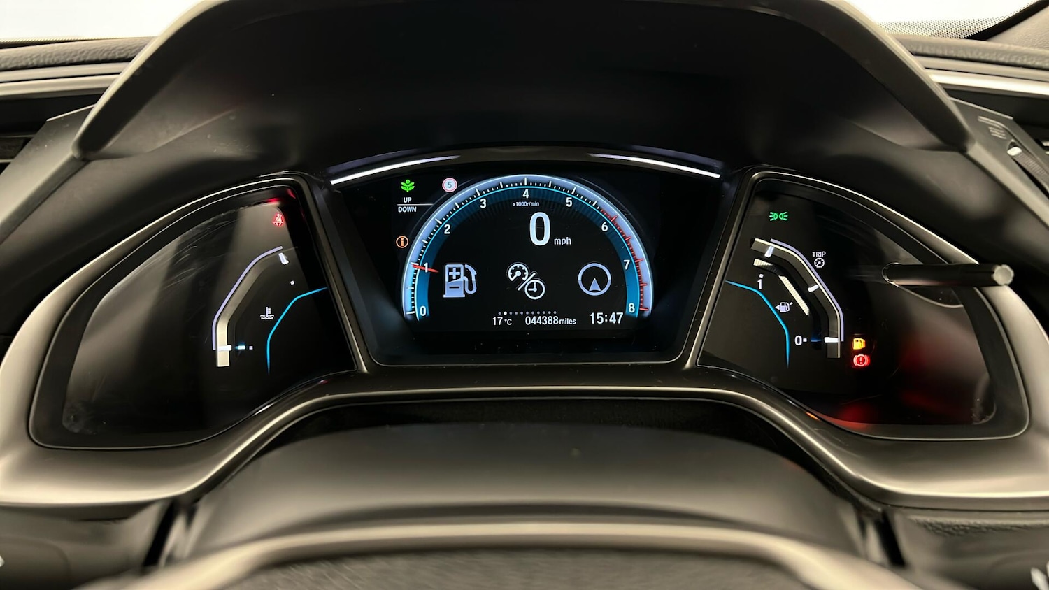 Used Honda Civic 2018 for sale - 76999373: Photo 16