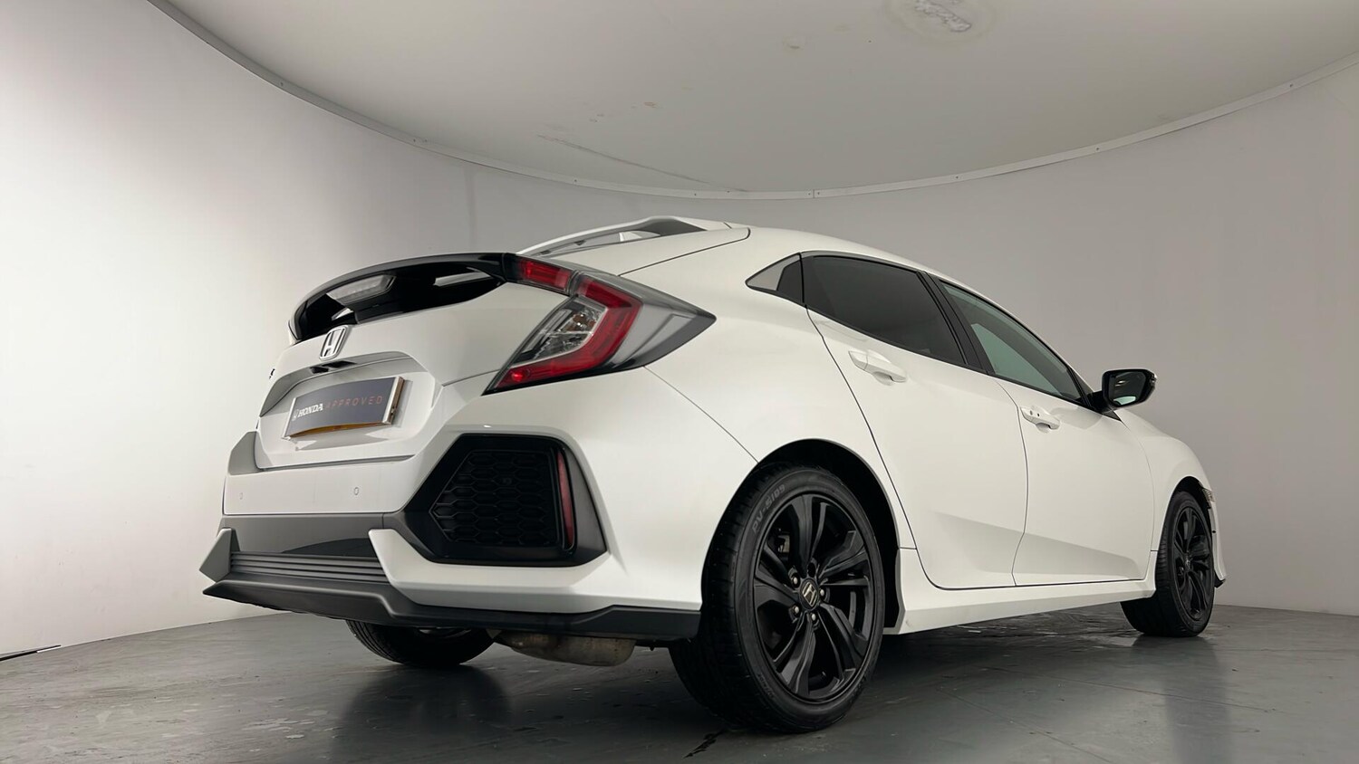 Used Honda Civic 2018 for sale - 76999373: Photo 27