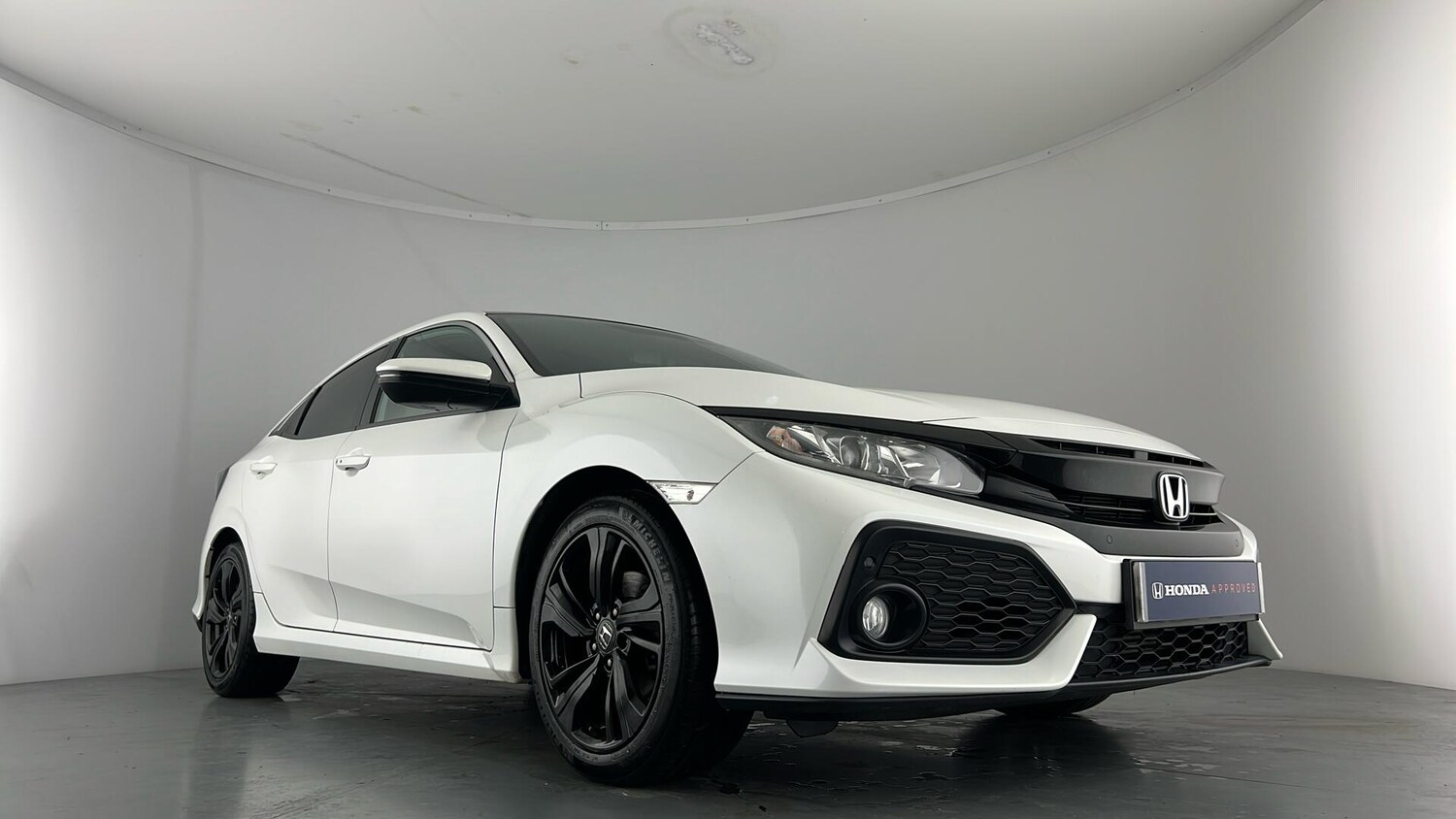 Used Honda Civic 2018 for sale - 76999373: Photo 29