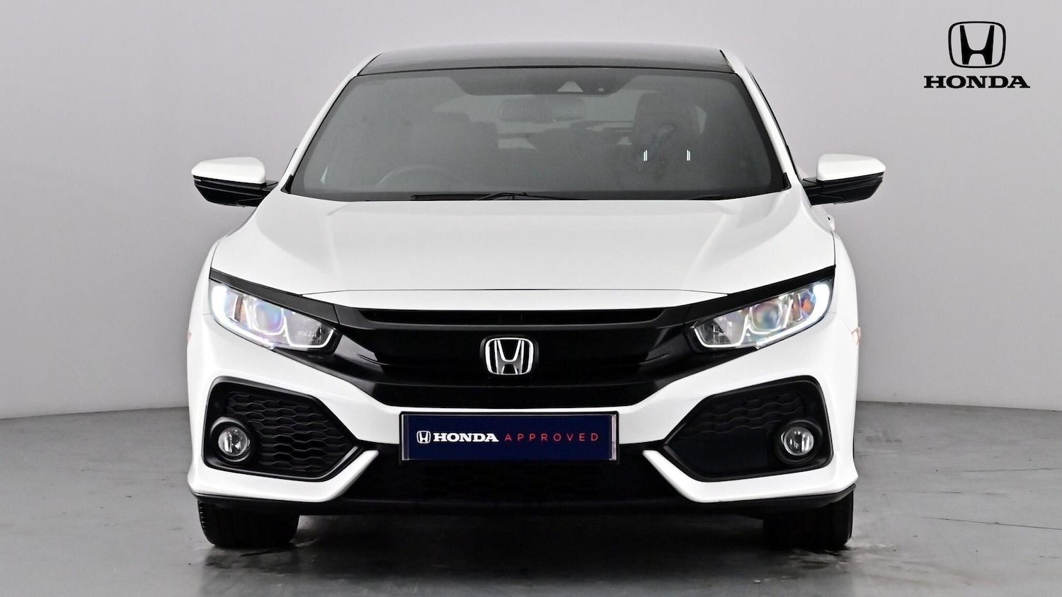 Used Honda Civic 2018 for sale - 76999373: Photo 4