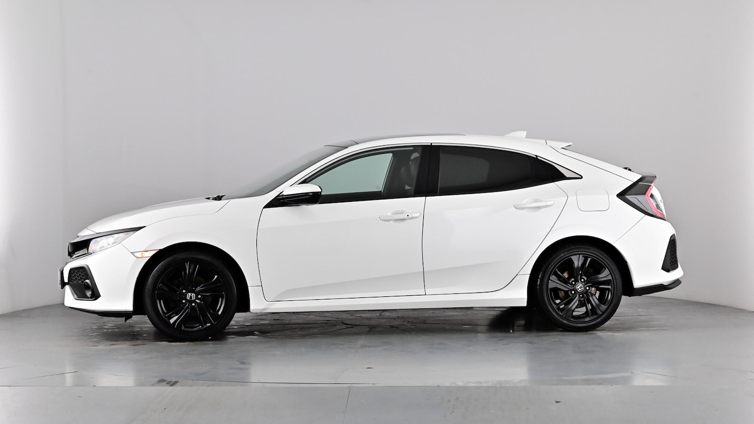 Used Honda Civic 2018 for sale - 76999373: Photo 43