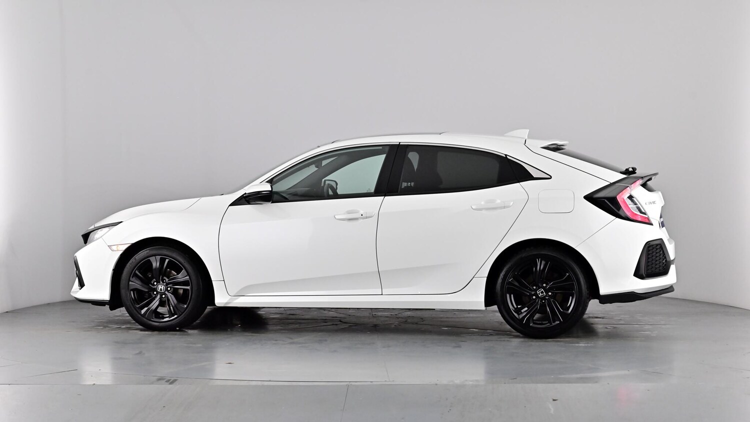 Used Honda Civic 2018 for sale - 76999373: Photo 45