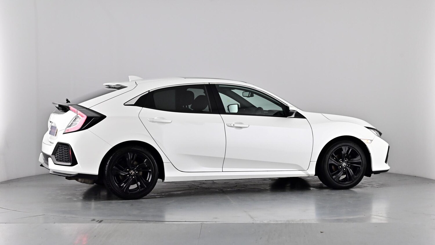 Used Honda Civic 2018 for sale - 76999373: Photo 60