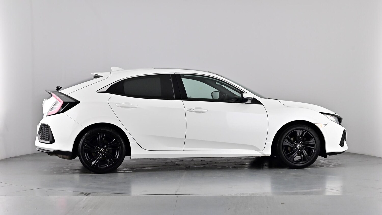 Used Honda Civic 2018 for sale - 76999373: Photo 61