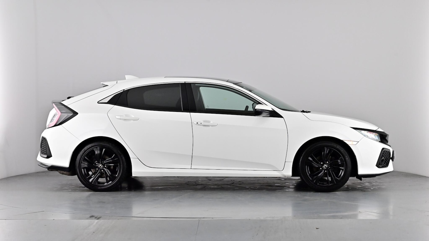 Used Honda Civic 2018 for sale - 76999373: Photo 62