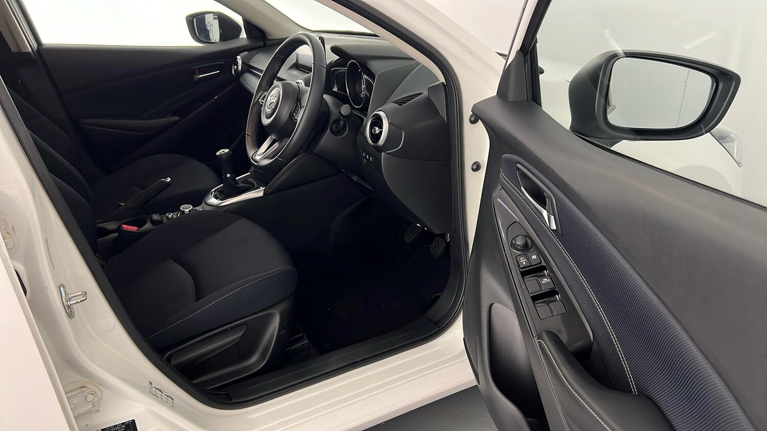 Used Mazda Mazda2 2021 for sale - 76915046: Photo 15