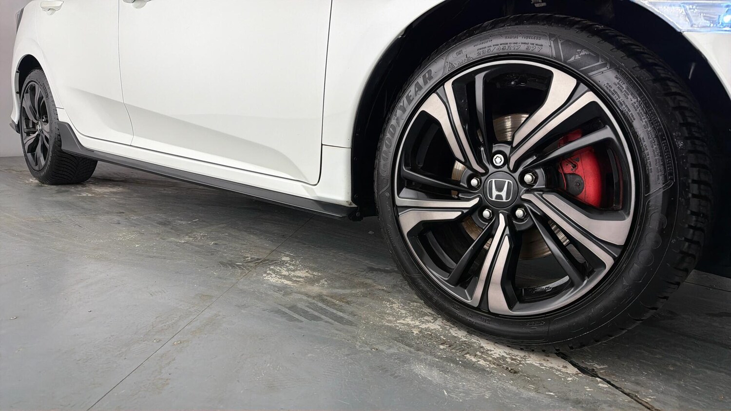 Used Honda Civic 2018 for sale - 77588603: Photo 25