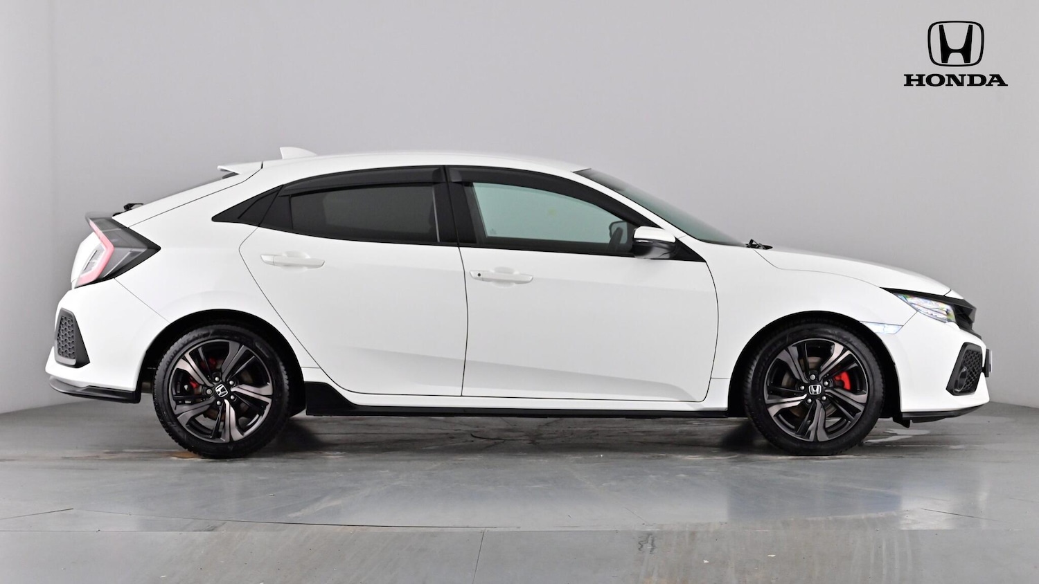Used Honda Civic 2018 for sale - 77588603: Photo 3
