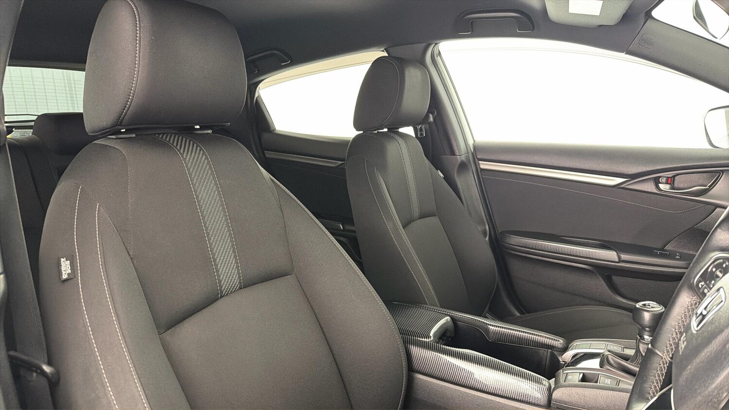 Used Honda Civic 2018 for sale - 77588603: Photo 33