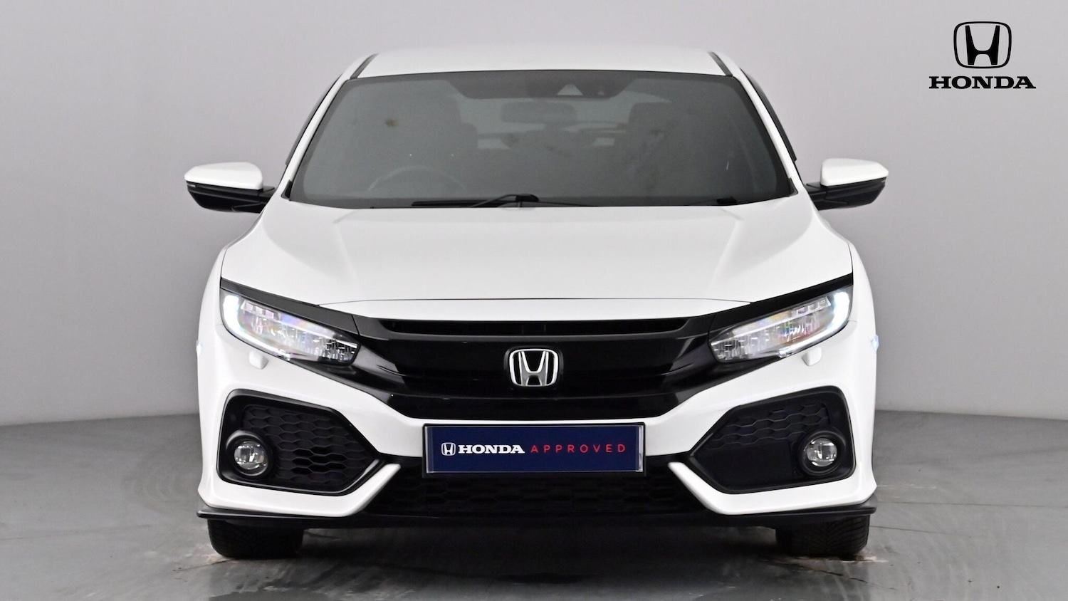 Used Honda Civic 2018 for sale - 77588603: Photo 4