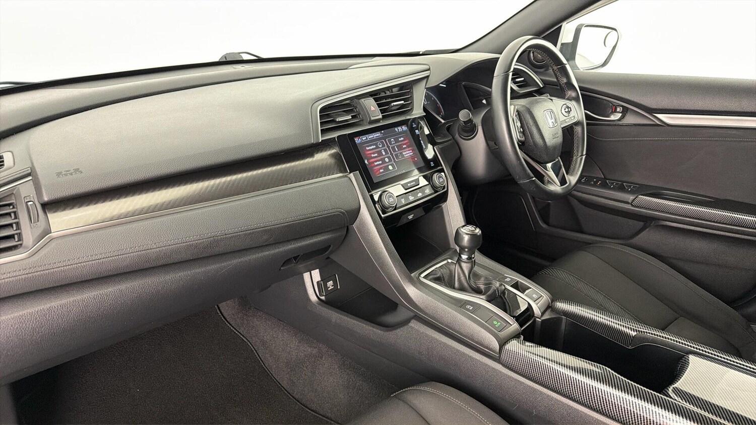 Used Honda Civic 2018 for sale - 77588603: Photo 8