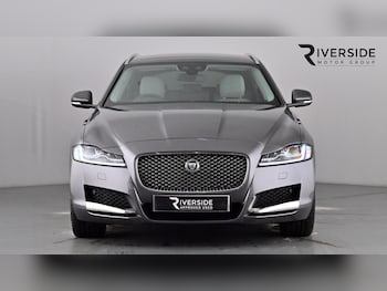 Used Jaguar XF 2018 for sale - 78568449: Photo