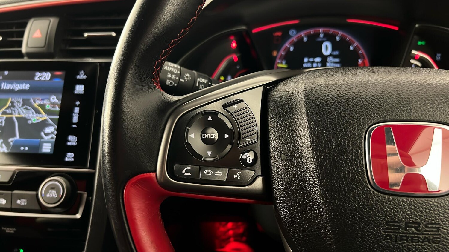 Used Honda Civic 2018 for sale - 76575185: Photo 17