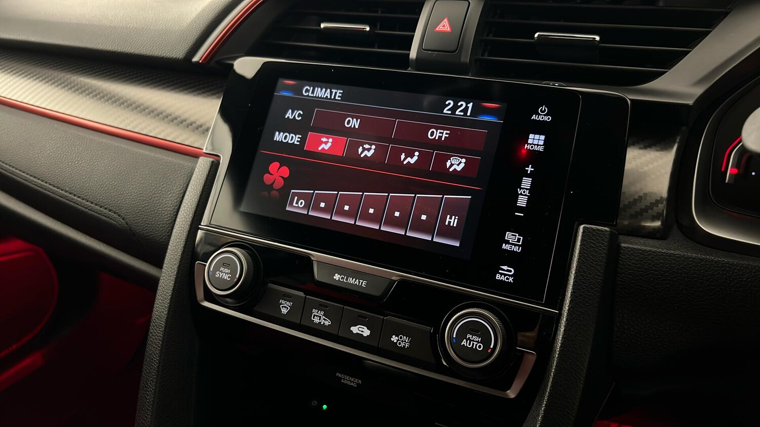 Used Honda Civic 2018 for sale - 76575185: Photo 20