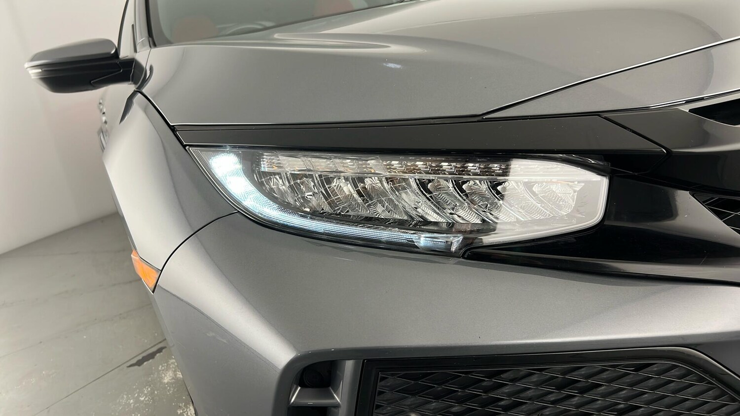 Used Honda Civic 2018 for sale - 76575185: Photo 23