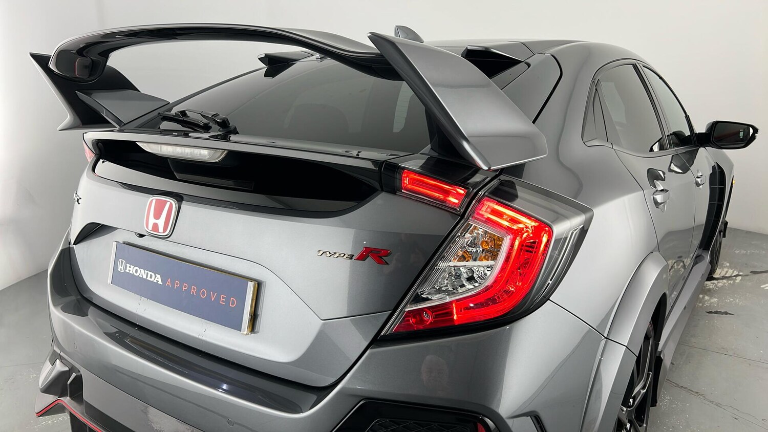 Used Honda Civic 2018 for sale - 76575185: Photo 27