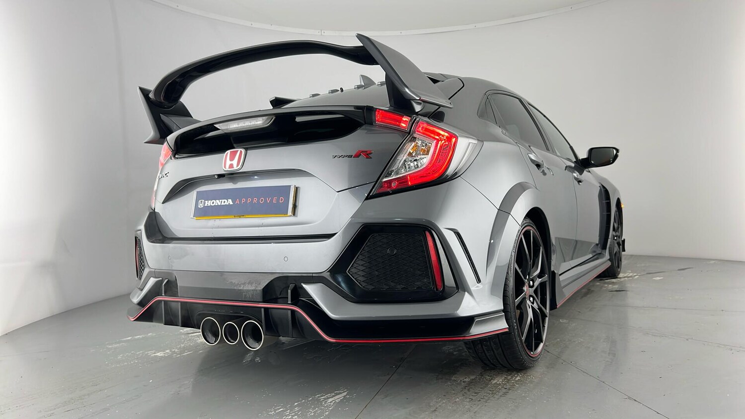 Used Honda Civic 2018 for sale - 76575185: Photo 28