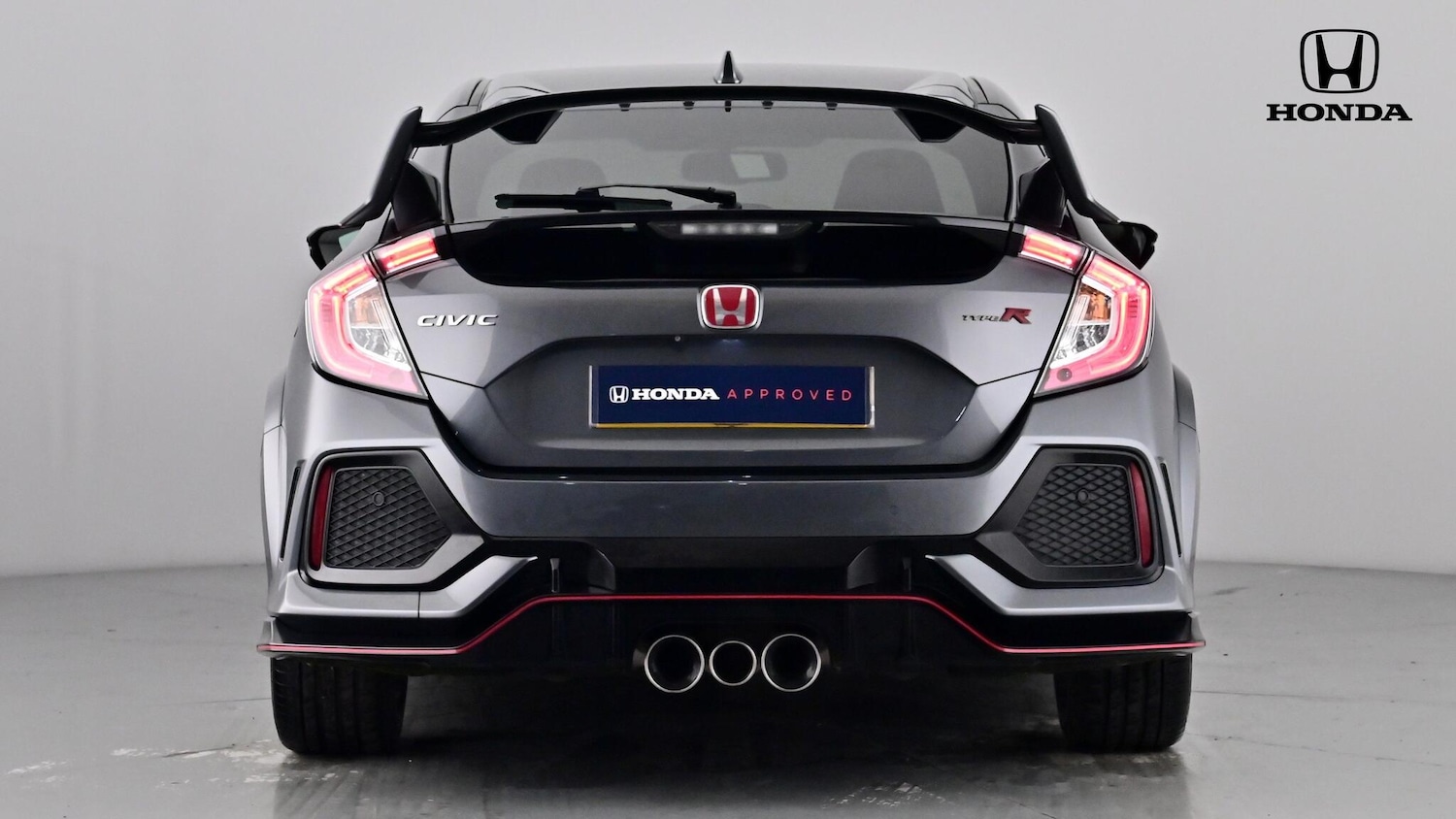 Used Honda Civic 2018 for sale - 76575185: Photo 5