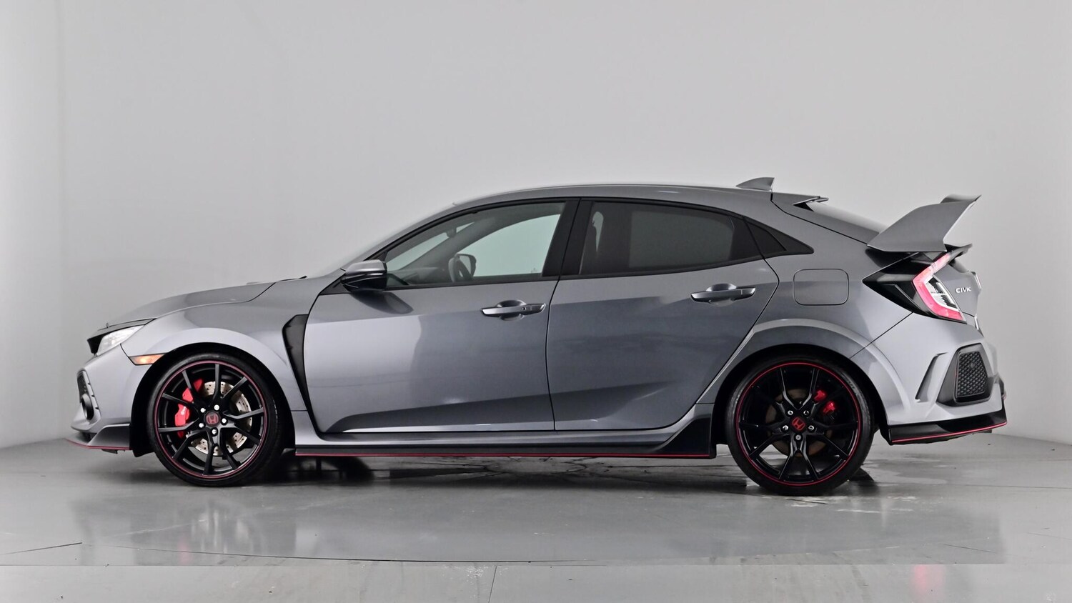 Used Honda Civic 2018 for sale - 76575185: Photo 60