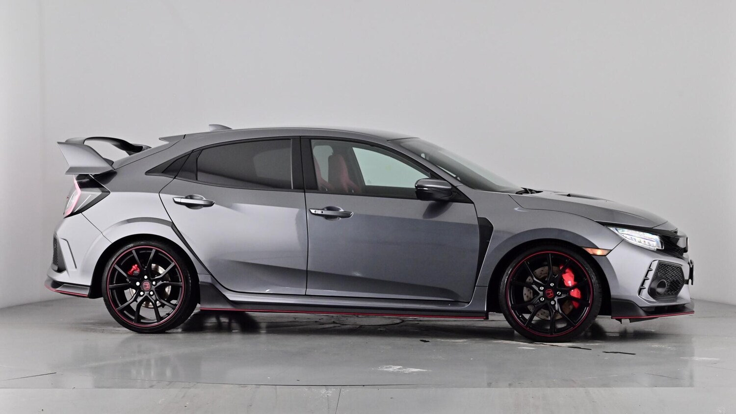 Used Honda Civic 2018 for sale - 76575185: Photo 78