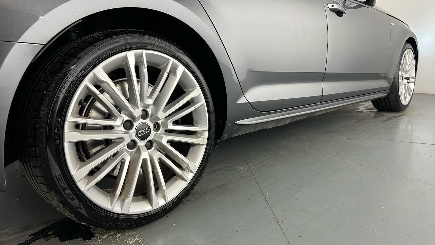 Used Audi A4 2016 for sale - 77193656: Photo 29