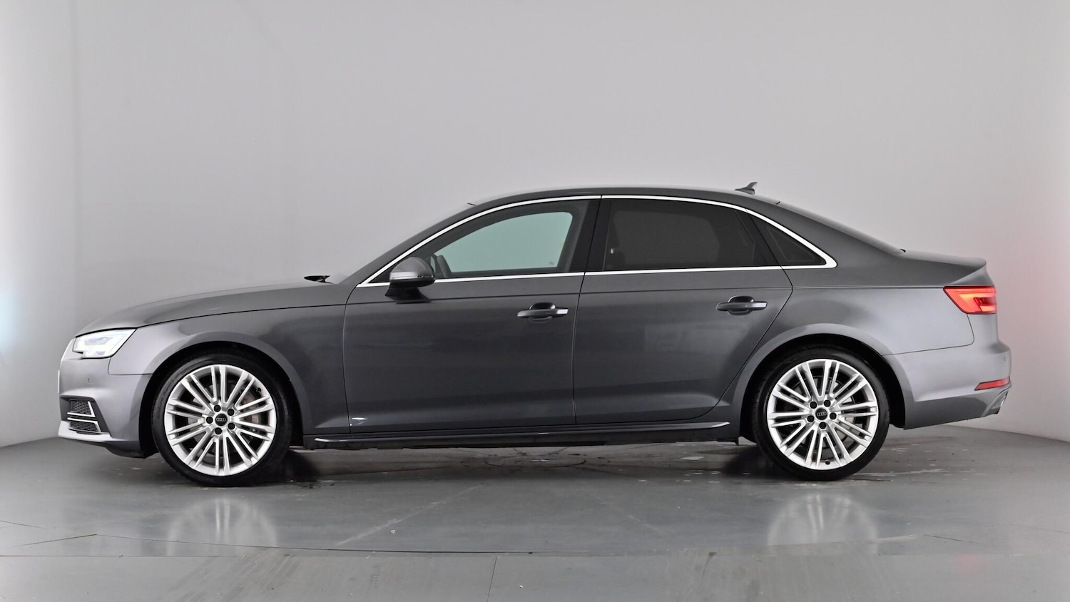 Used Audi A4 2016 for sale - 77193656: Photo 57