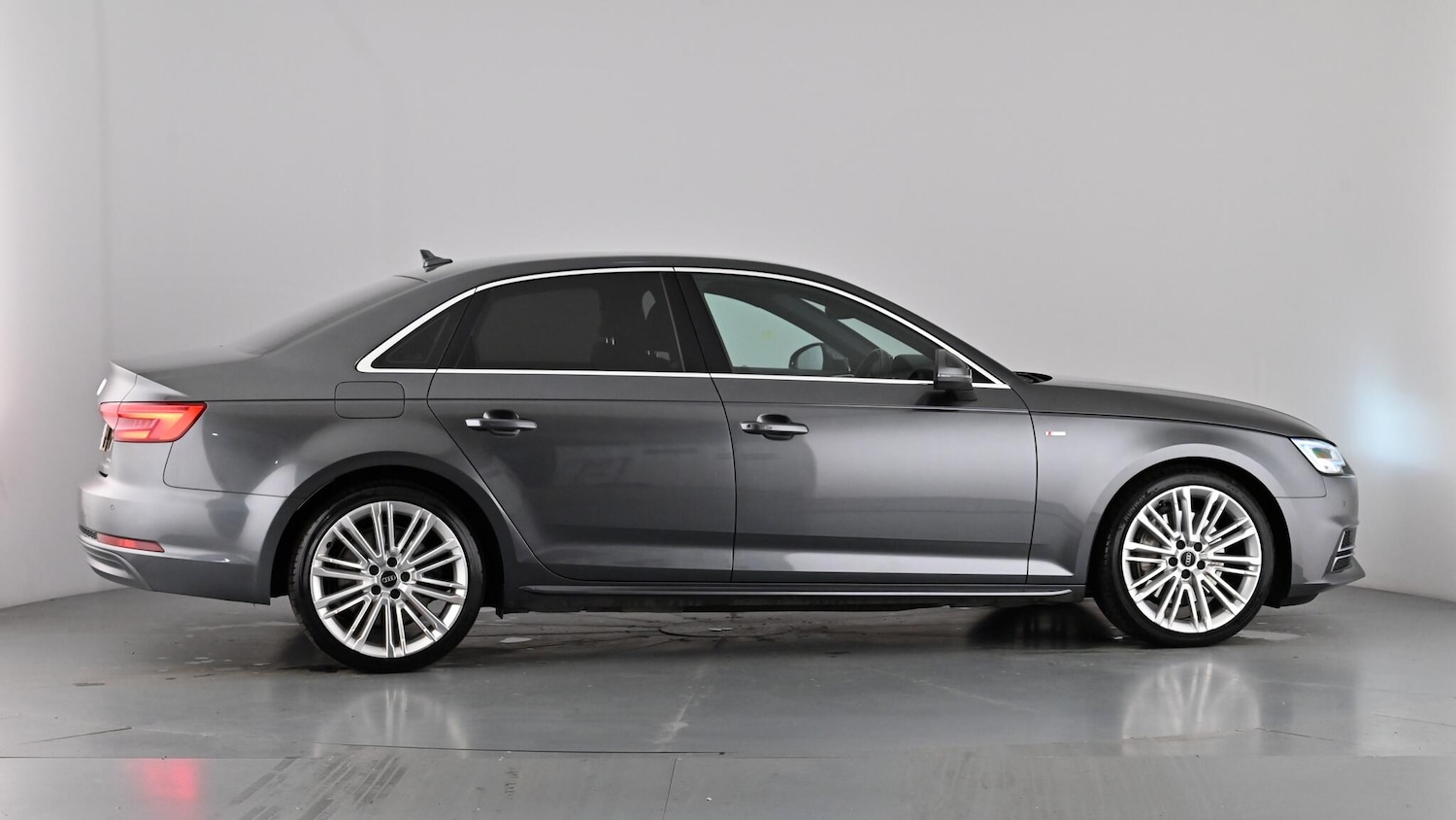 Used Audi A4 2016 for sale - 77193656: Photo 74