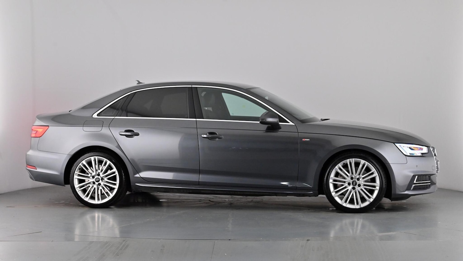 Used Audi A4 2016 for sale - 77193656: Photo 76