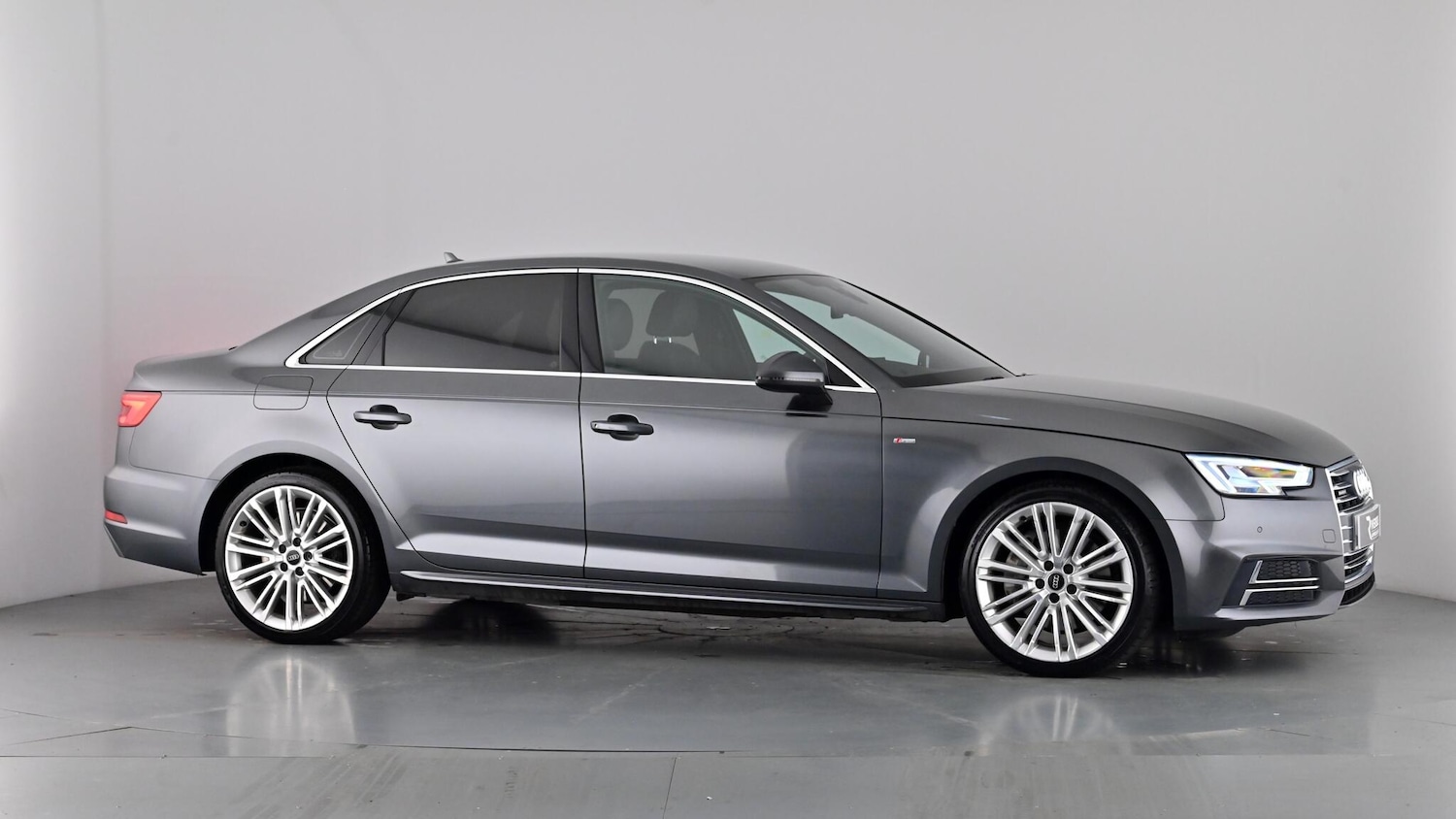 Used Audi A4 2016 for sale - 77193656: Photo 77