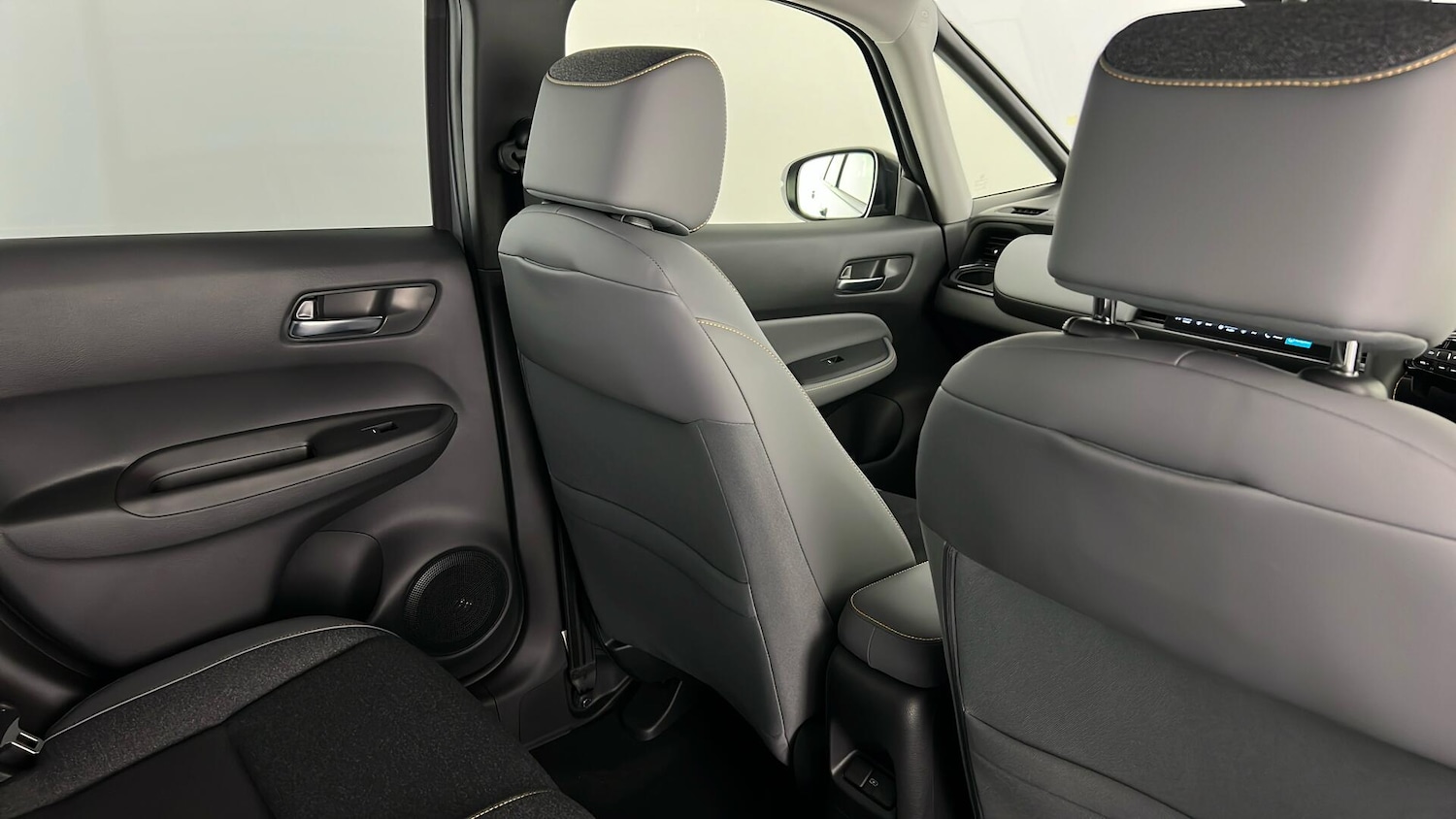 Used Honda Jazz 2025 for sale - 77193650: Photo 30