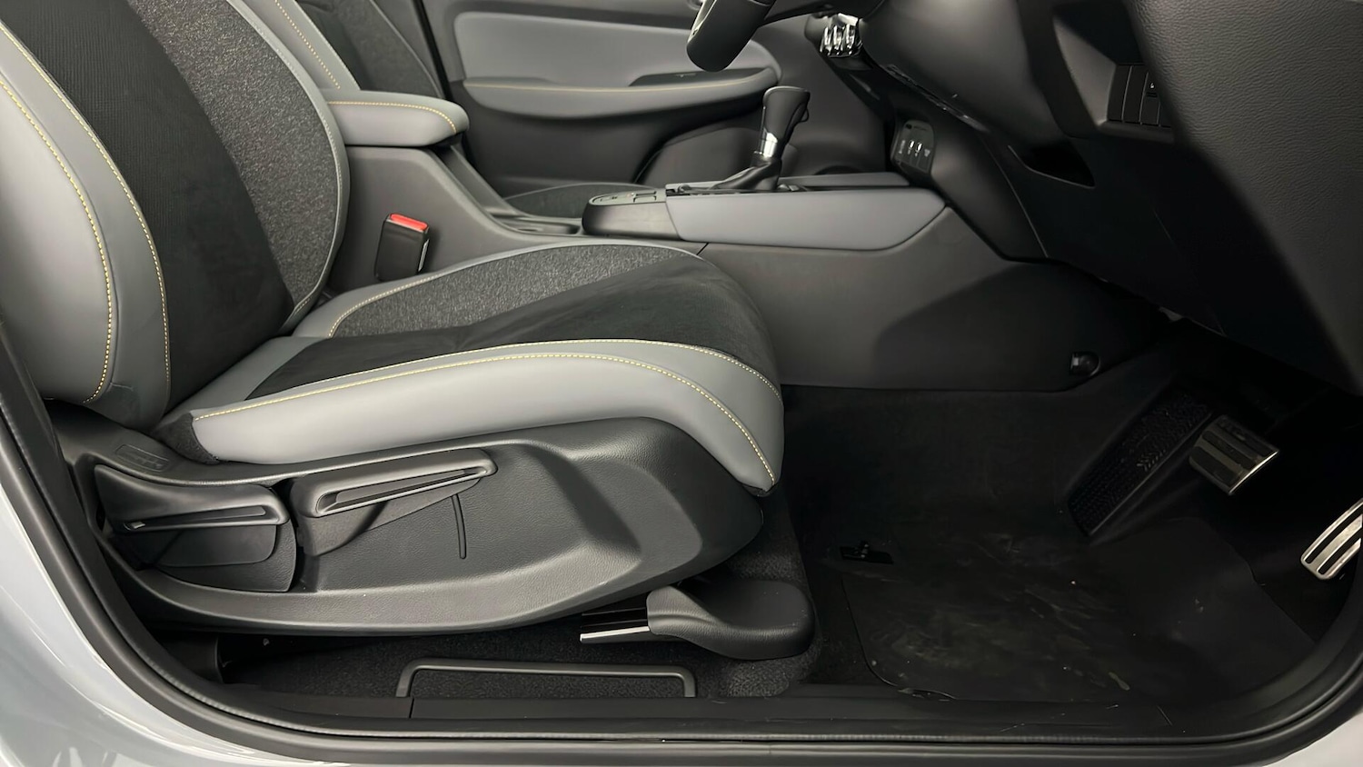 Used Honda Jazz 2025 for sale - 77193650: Photo 32