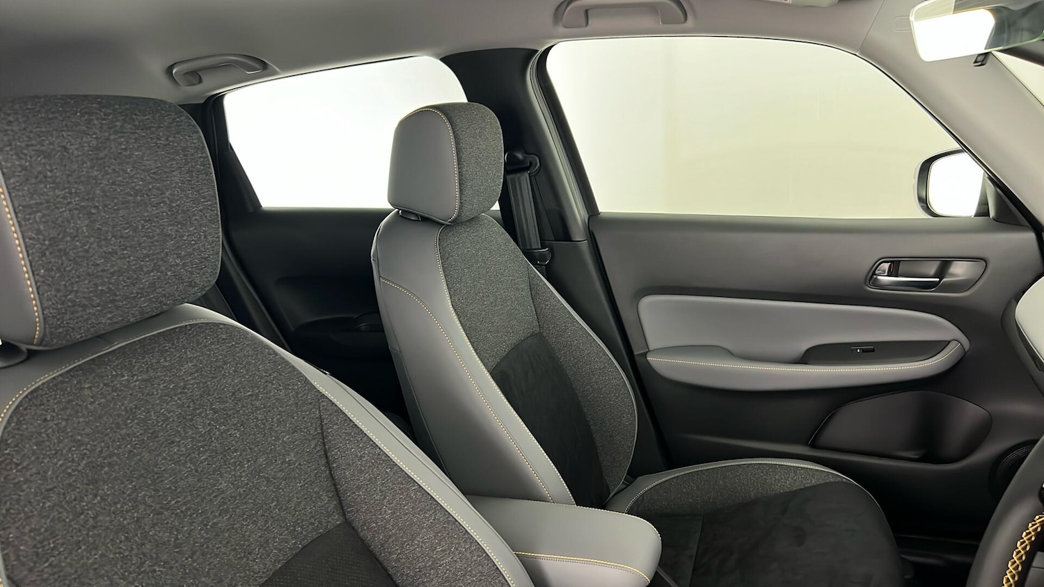 Used Honda Jazz 2025 for sale - 77193650: Photo 33