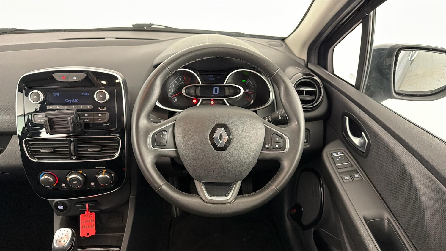 Used Renault Clio 2019 for sale - 77927438: Photo 10