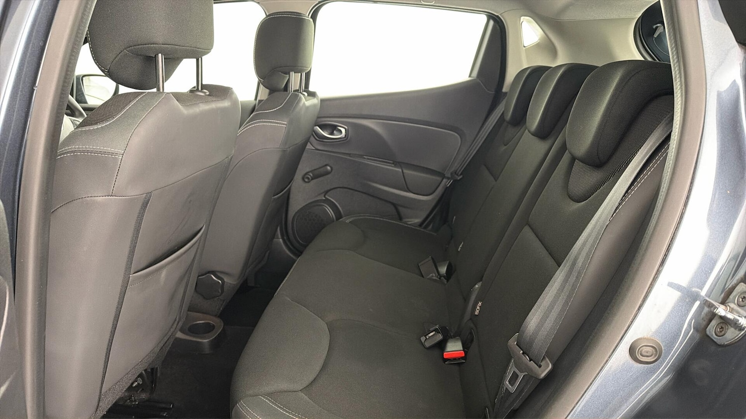 Used Renault Clio 2019 for sale - 77927438: Photo 11