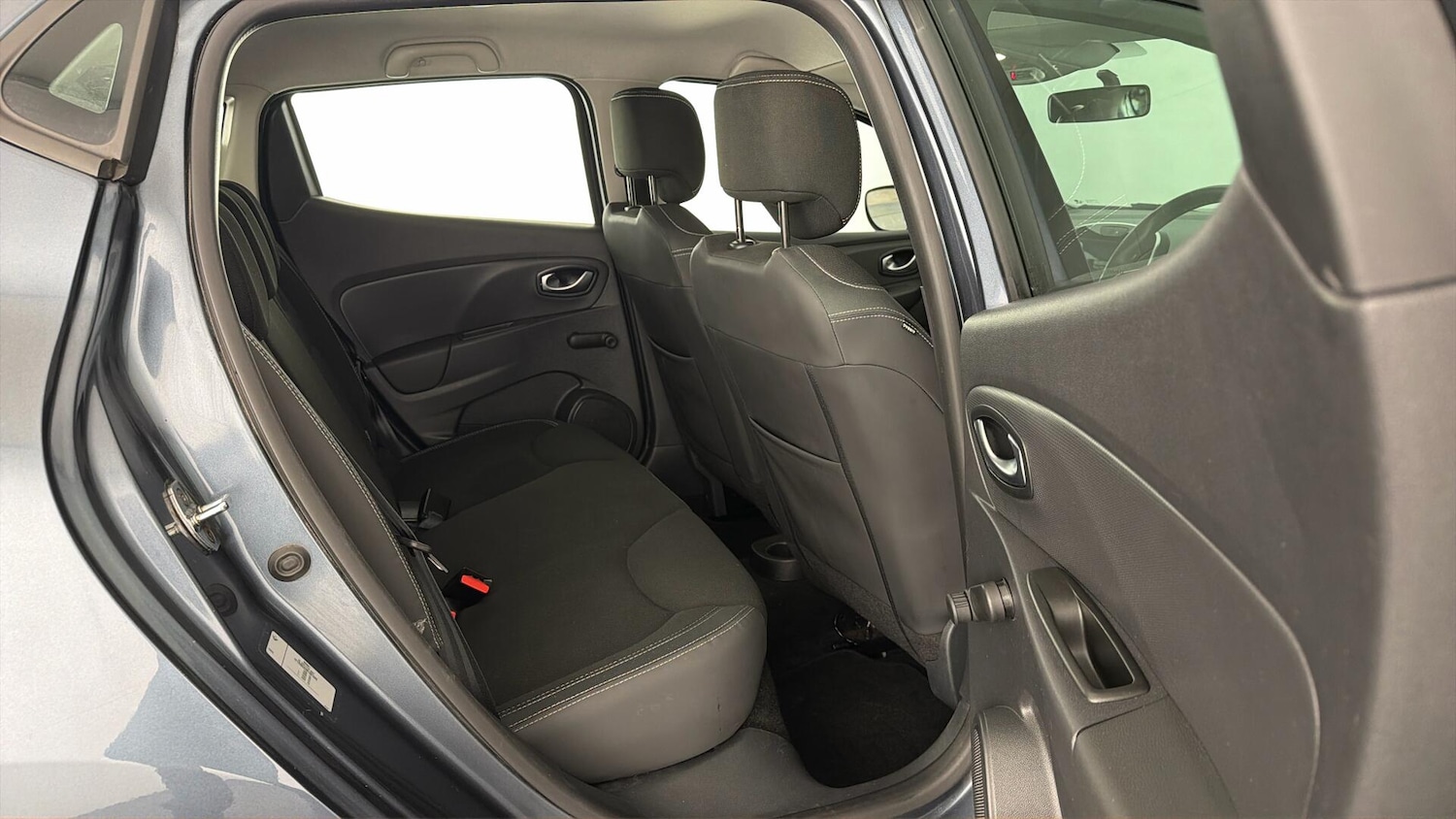 Used Renault Clio 2019 for sale - 77927438: Photo 13