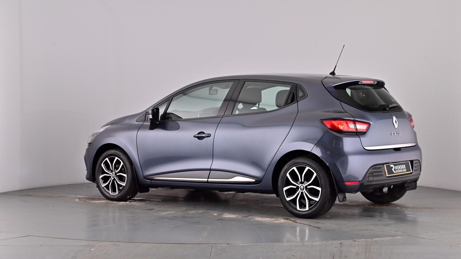 Used Renault Clio 2019 for sale - 77927438: Photo 54