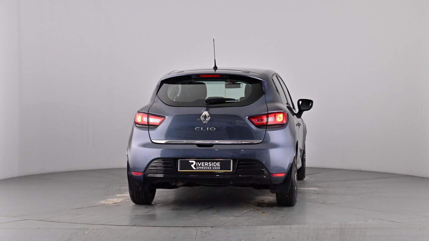 Used Renault Clio 2019 for sale - 77927438: Photo 60