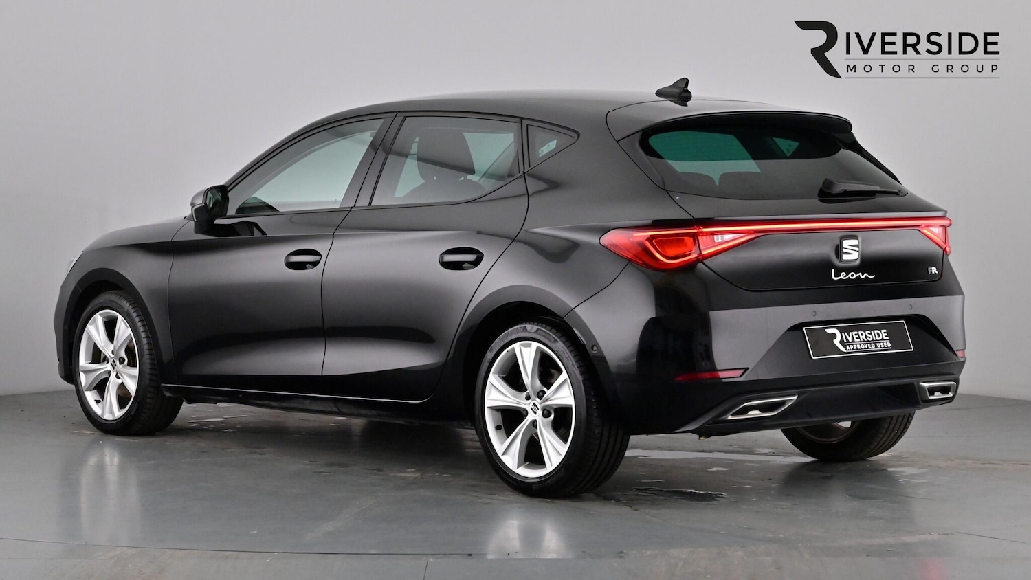Used SEAT Leon 2020 for sale - 77225060: Photo 2