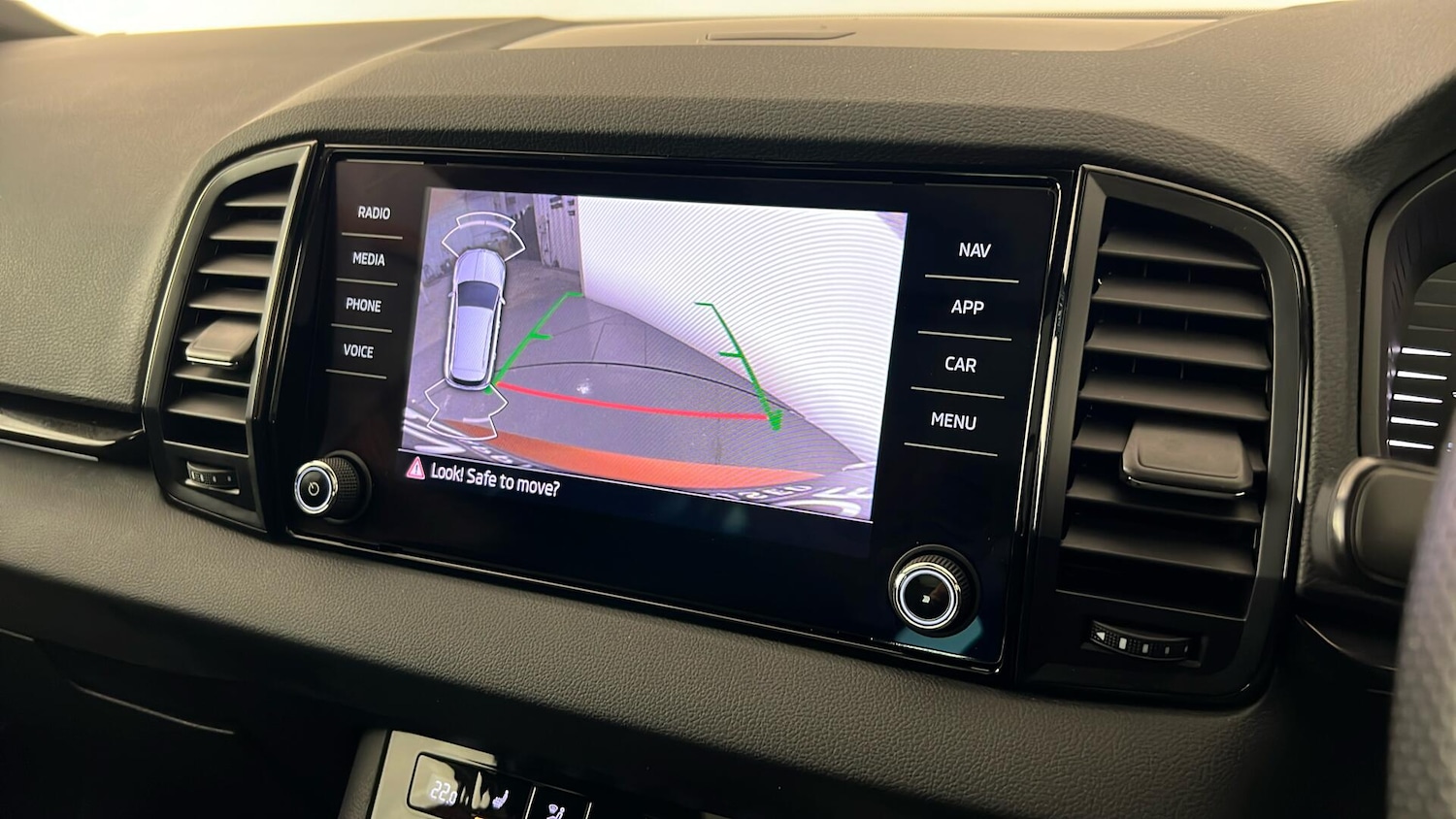 Used Skoda Karoq 2023 for sale - 76390087: Photo 22