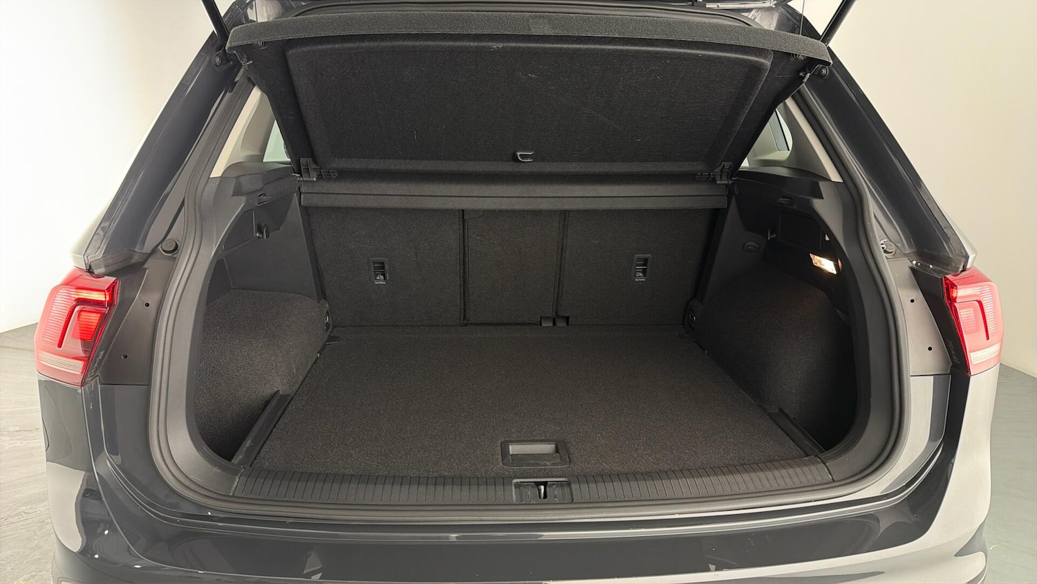 Used Volkswagen Tiguan 2019 for sale - 77570098: Photo 12