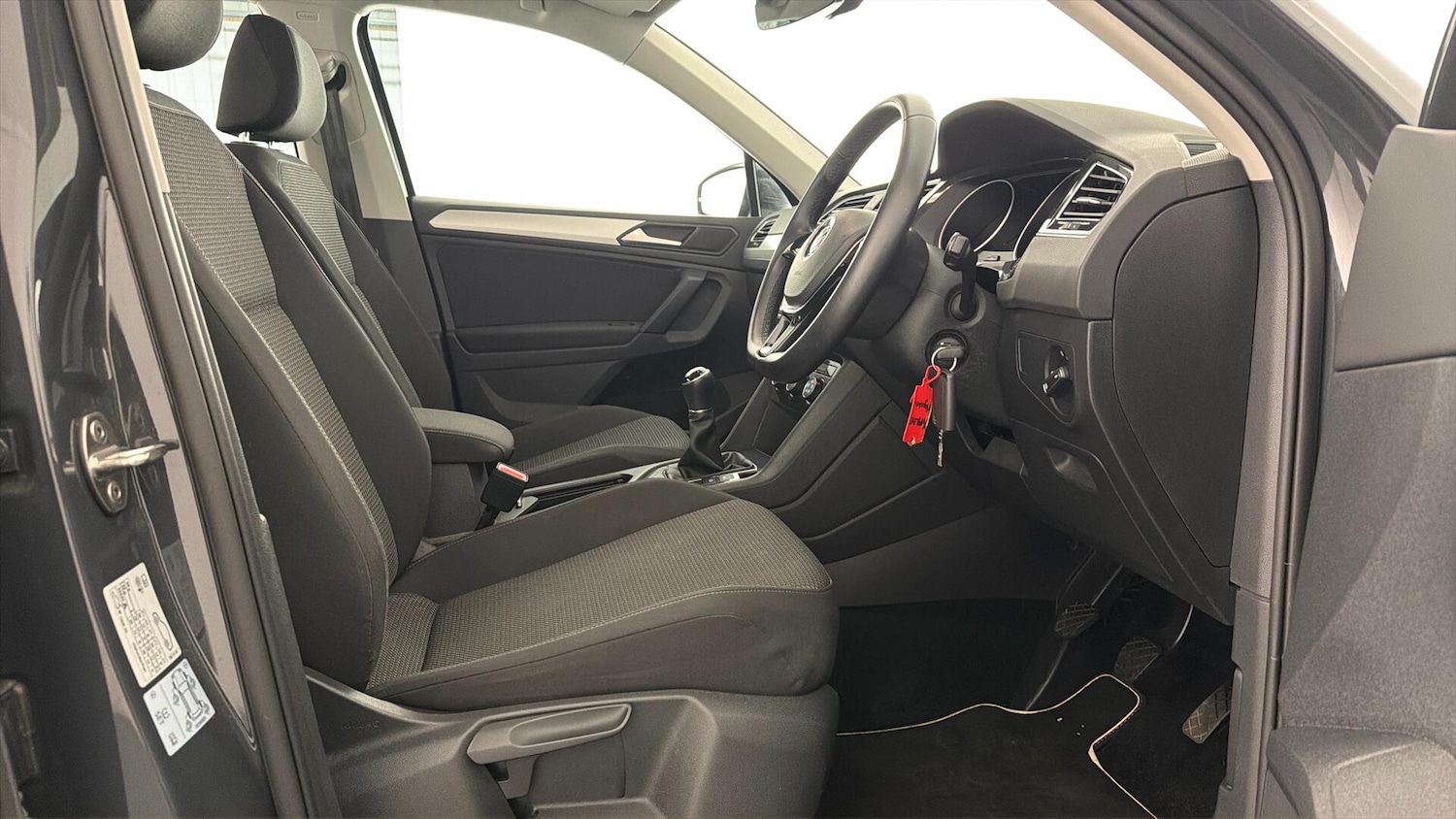 Used Volkswagen Tiguan 2019 for sale - 77570098: Photo 15