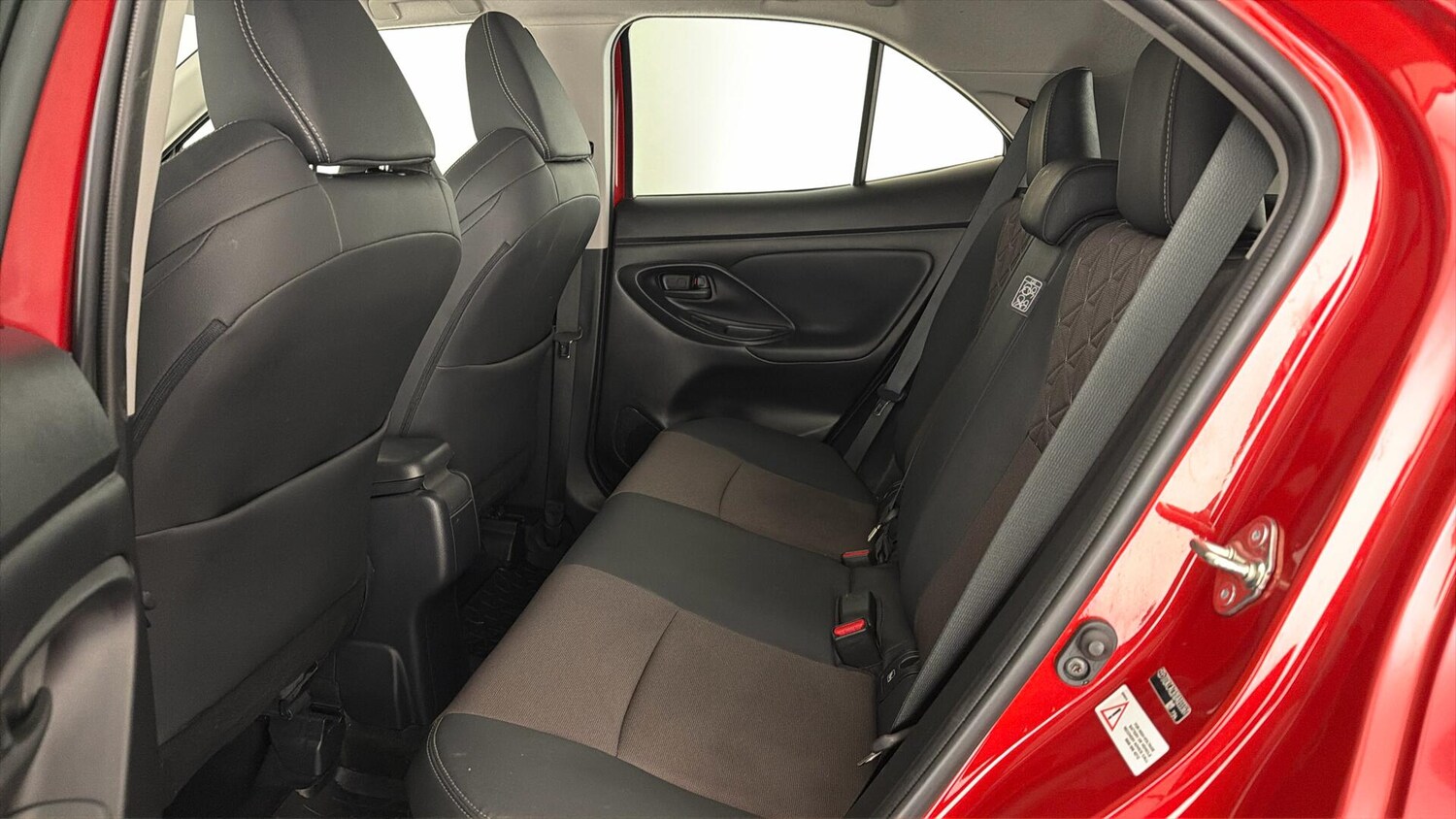 Used Toyota Yaris Cross 2023 for sale - 77841603: Photo 11