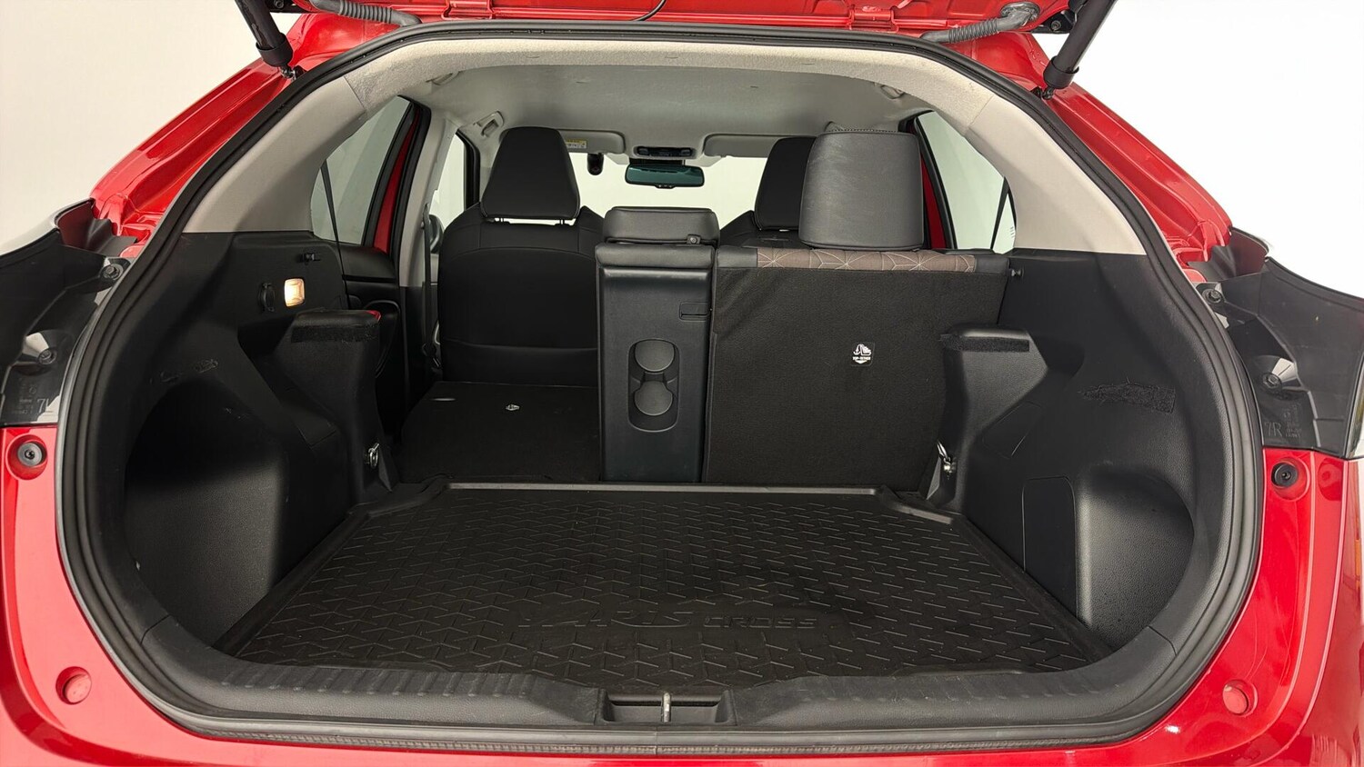 Used Toyota Yaris Cross 2023 for sale - 77841603: Photo 29