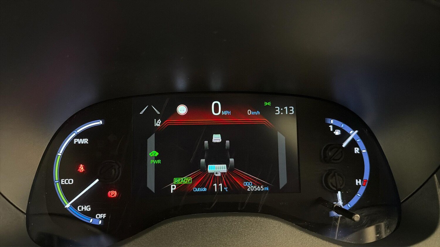 Used Toyota Yaris Cross 2023 for sale - 77841603: Photo 33