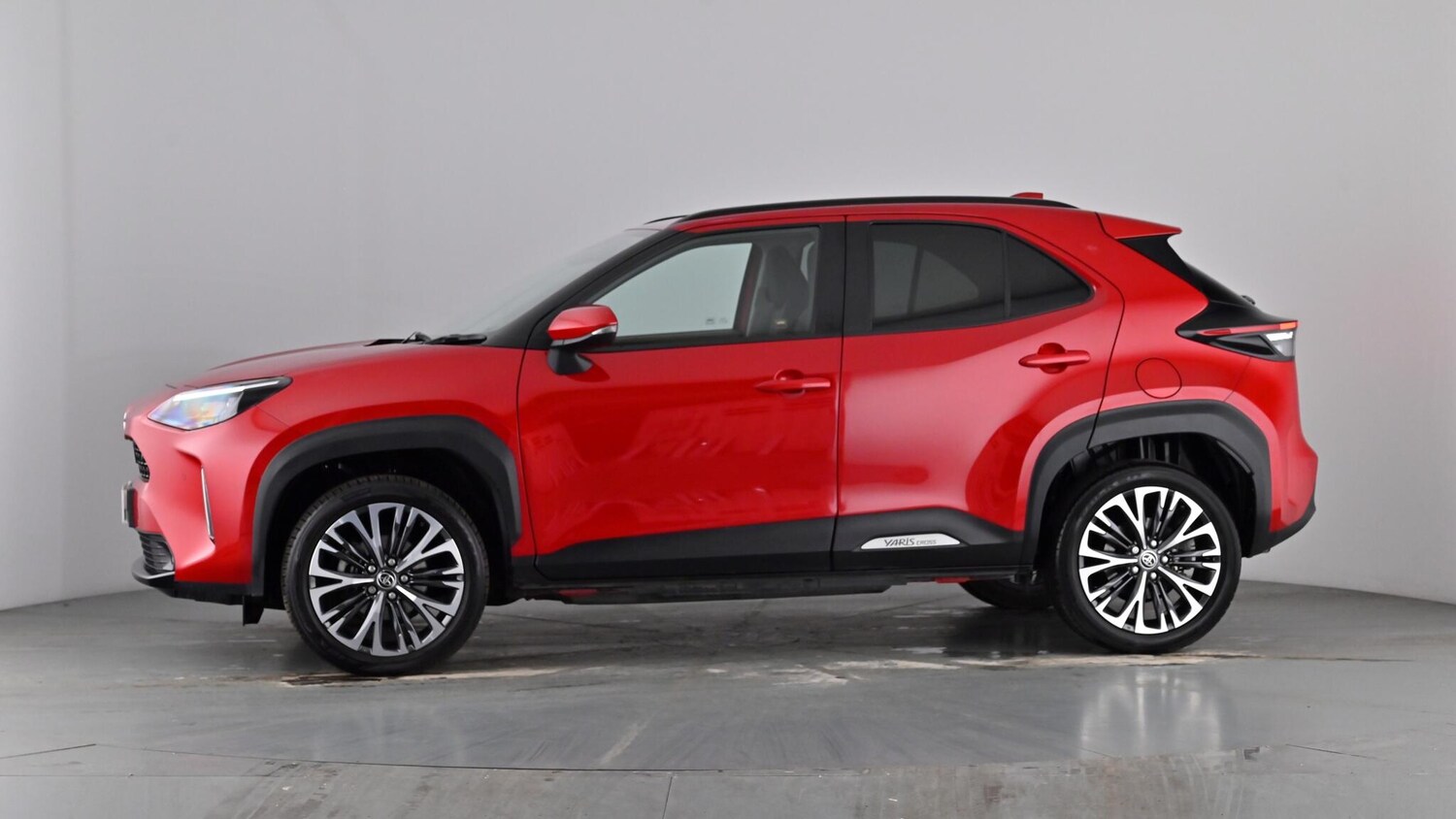 Used Toyota Yaris Cross 2023 for sale - 77841603: Photo 52